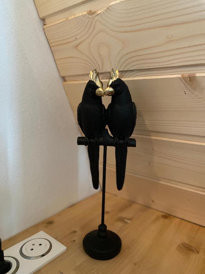 Au-Doux-Altic Chalet Romantique Avec Jacuzzi Et Sauna Métabief المظهر الخارجي الصورة