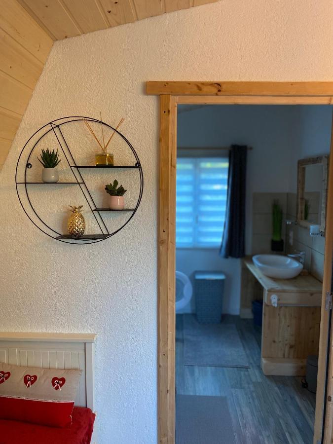Au-Doux-Altic Chalet Romantique Avec Jacuzzi Et Sauna Métabief المظهر الخارجي الصورة